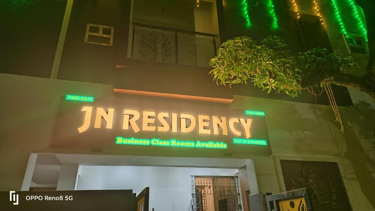 Bed and Breakfast Jn Residency Perungudi Čennai Exteriér fotografie