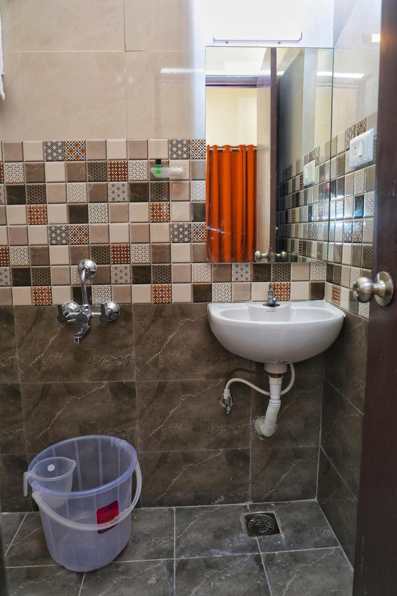 Bed and Breakfast Jn Residency Perungudi Čennai Exteriér fotografie
